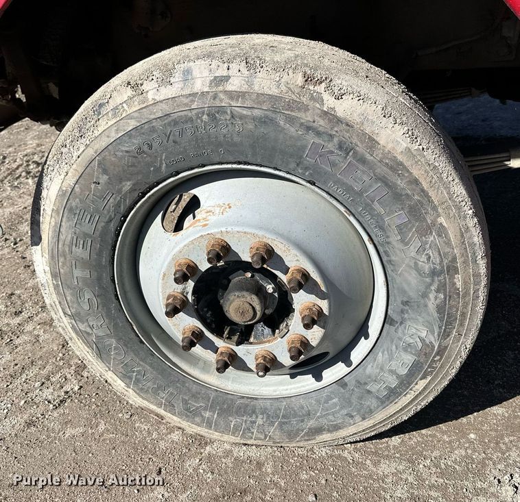 image for item NJ9296 1999 Freightliner Century Class dump truck