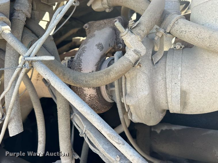 image for item NJ9297 1987 International  F2674 water truck