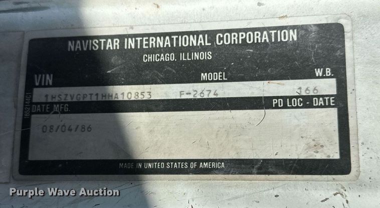 image for item NJ9297 1987 International  F2674 water truck