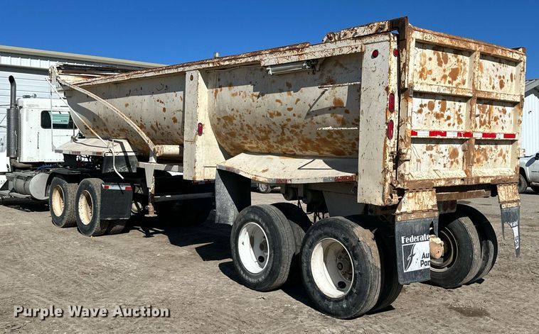 image for item NJ9301 1988 West end dump trailer