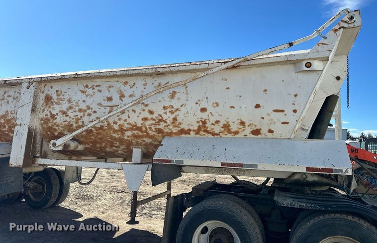 image for item NJ9301 1988 West end dump trailer