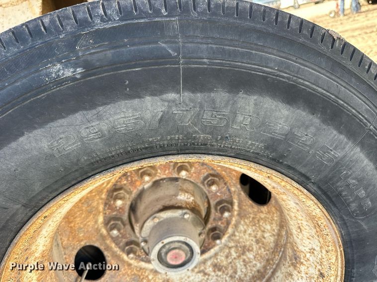 image for item NJ9301 1988 West end dump trailer