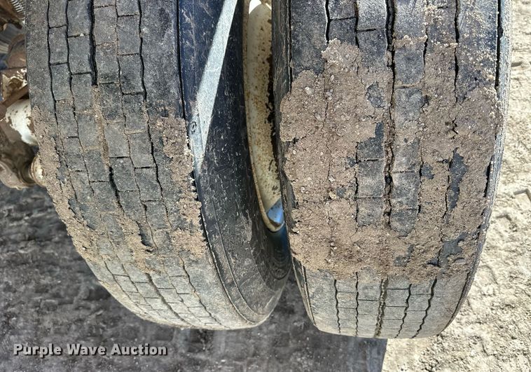 image for item NJ9301 1988 West end dump trailer