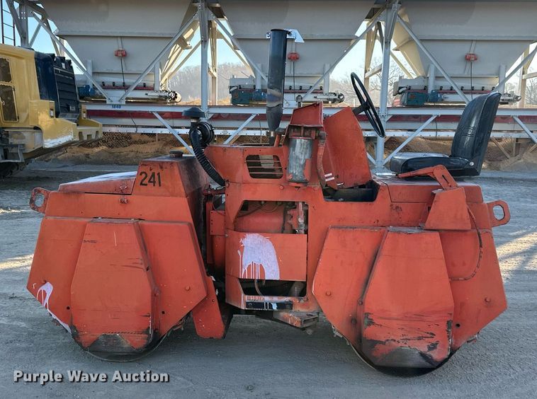 image for item NL9365 Rayco  Romper double drum roller