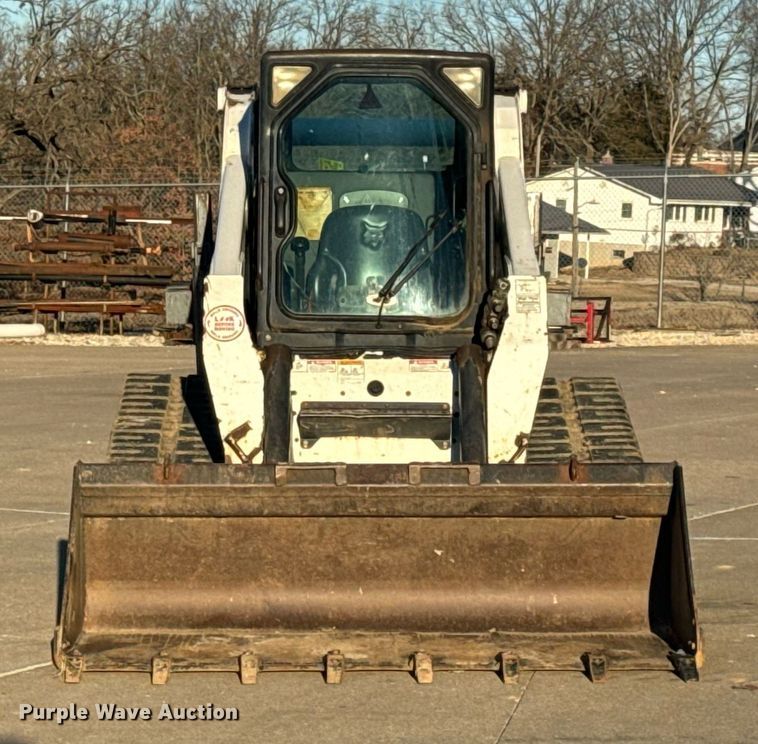 image for item NM9277 2007 Bobcat T300 tracked skid steer loader