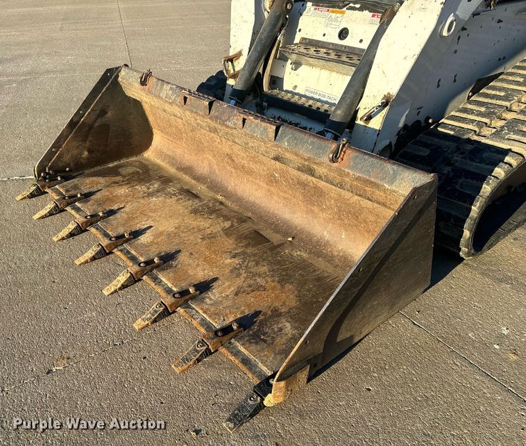 image for item NM9277 2007 Bobcat T300 tracked skid steer loader