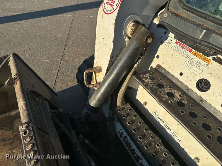 image for item NM9277 2007 Bobcat T300 tracked skid steer loader