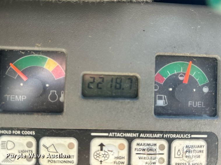 image for item NM9277 2007 Bobcat T300 tracked skid steer loader