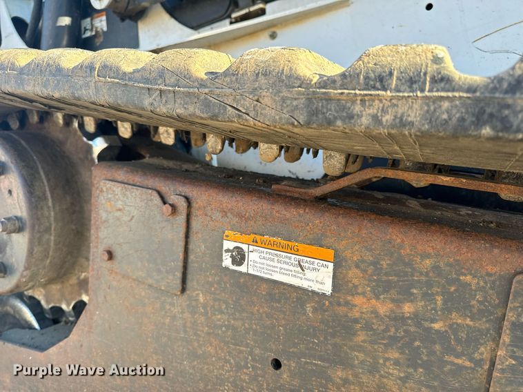 image for item NM9277 2007 Bobcat T300 tracked skid steer loader