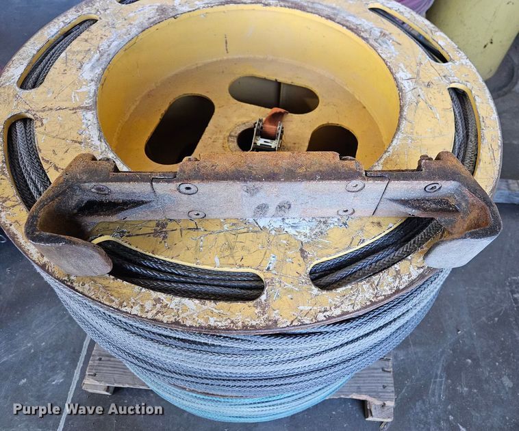 image for item NM9277 2007 Bobcat T300 tracked skid steer loader