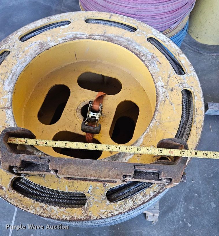 image for item NM9277 2007 Bobcat T300 tracked skid steer loader