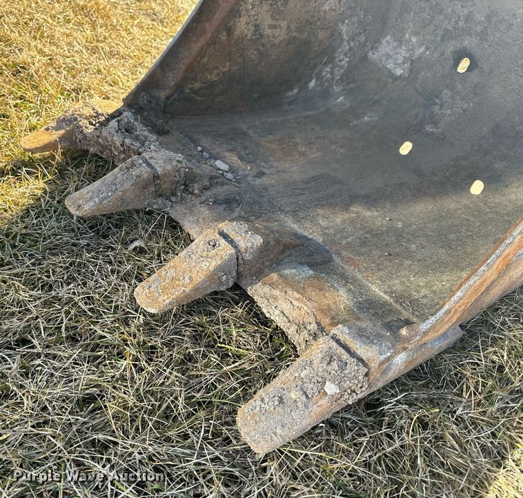 image for item NM9279 2018 Bobcat E42 mini excavator