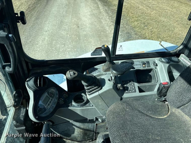 image for item NM9279 2018 Bobcat E42 mini excavator