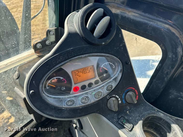 image for item NM9279 2018 Bobcat E42 mini excavator