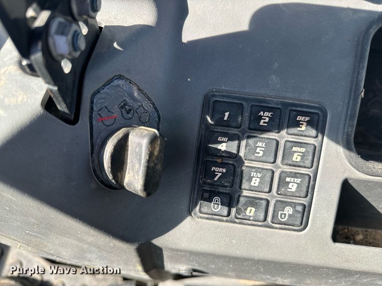 image for item NM9279 2018 Bobcat E42 mini excavator