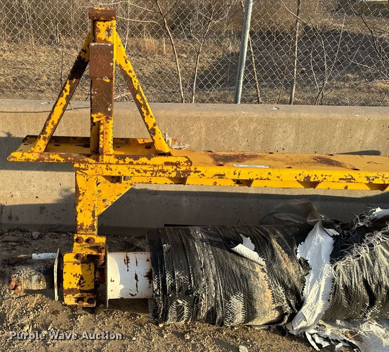 image for item NM9282 CMI SF6004 fabric roller