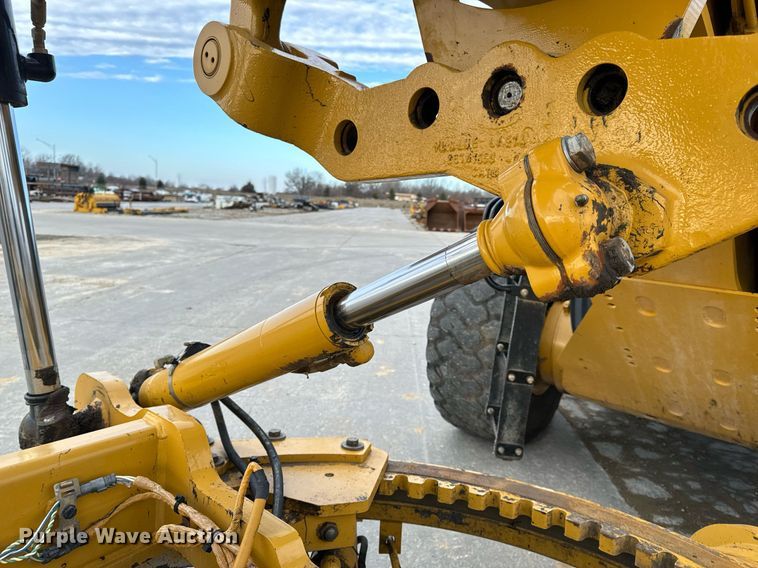 image for item NM9286 2014 Caterpillar 14M motor grader