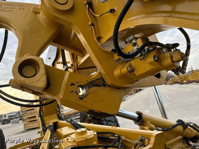 image for item NM9286 2014 Caterpillar 14M motor grader