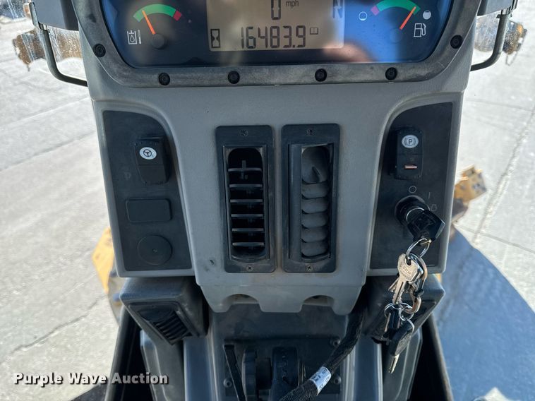 image for item NM9286 2014 Caterpillar 14M motor grader