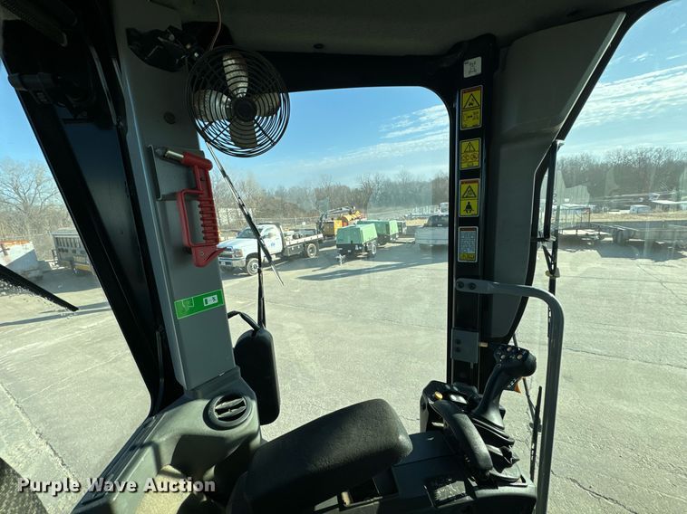 image for item NM9286 2014 Caterpillar 14M motor grader