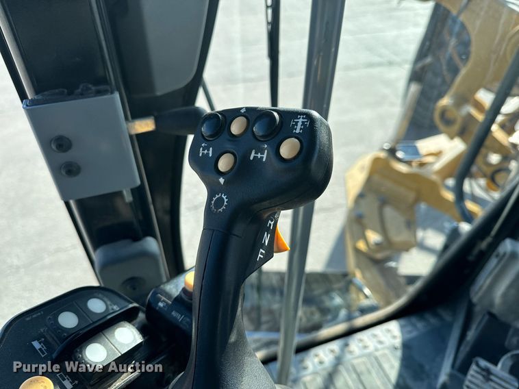 image for item NM9286 2014 Caterpillar 14M motor grader