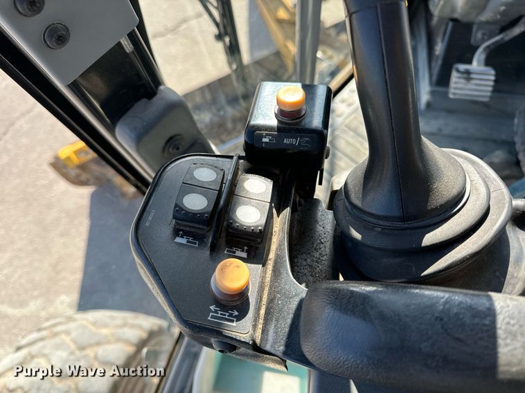 image for item NM9286 2014 Caterpillar 14M motor grader