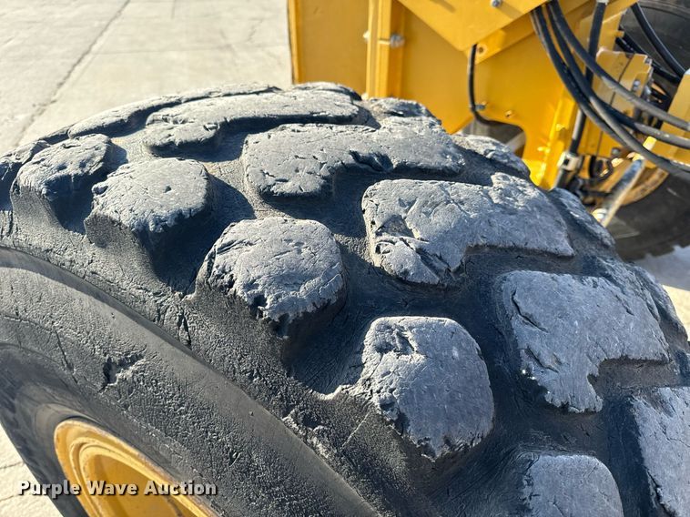 image for item NM9286 2014 Caterpillar 14M motor grader