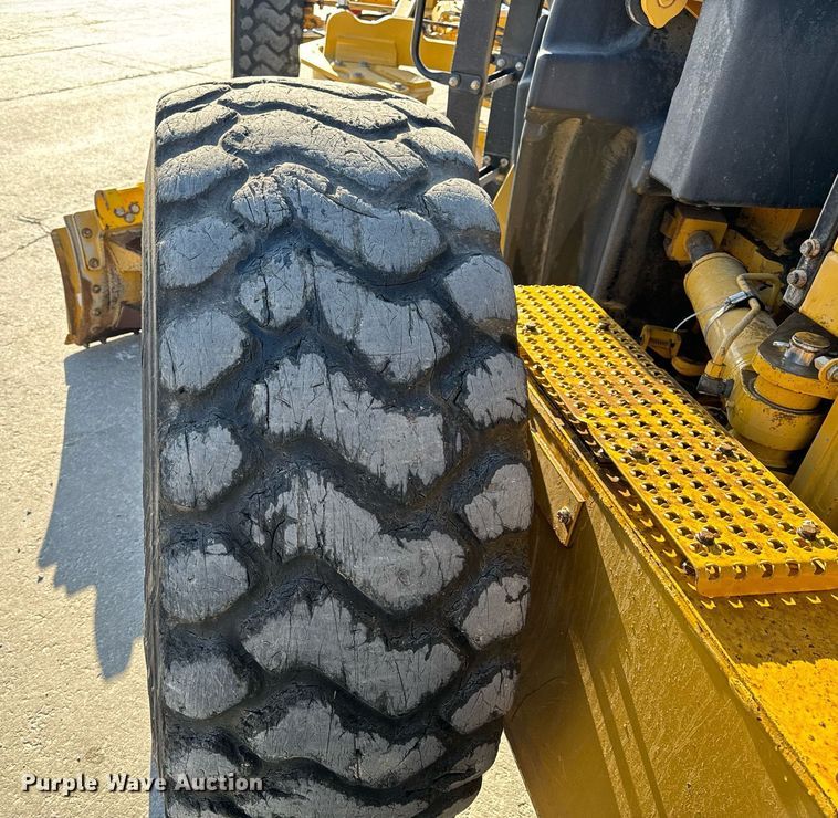 image for item NM9286 2014 Caterpillar 14M motor grader