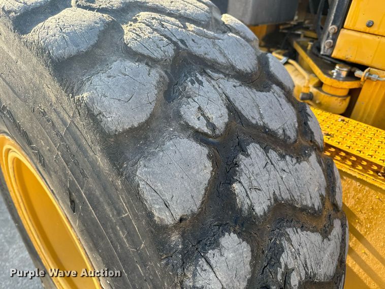 image for item NM9286 2014 Caterpillar 14M motor grader