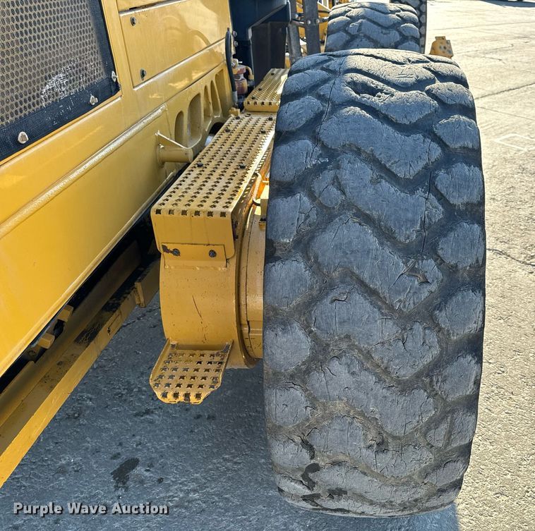 image for item NM9286 2014 Caterpillar 14M motor grader