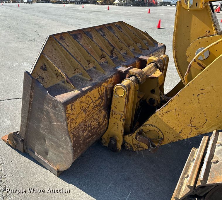 image for item NM9287 2005 Caterpillar 953C track loader