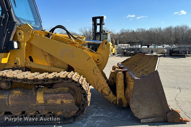 image for item NM9287 2005 Caterpillar 953C track loader