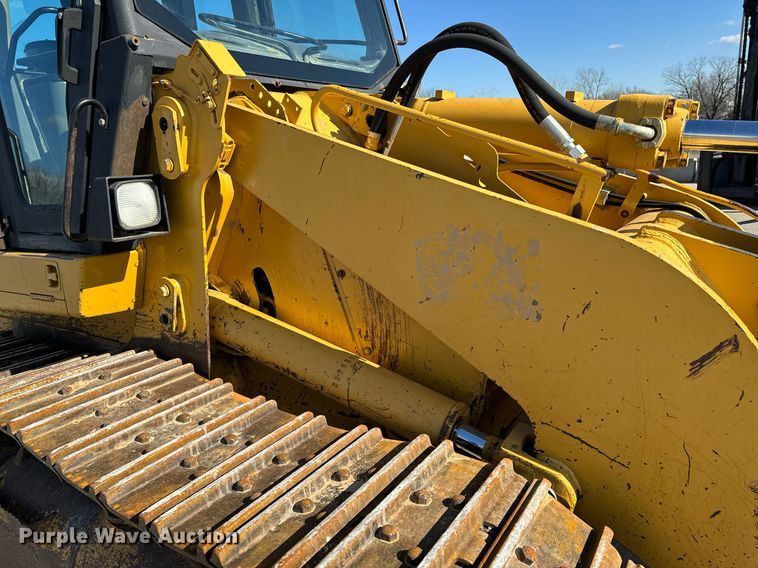 image for item NM9287 2005 Caterpillar 953C track loader