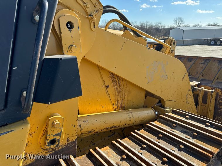 image for item NM9287 2005 Caterpillar 953C track loader