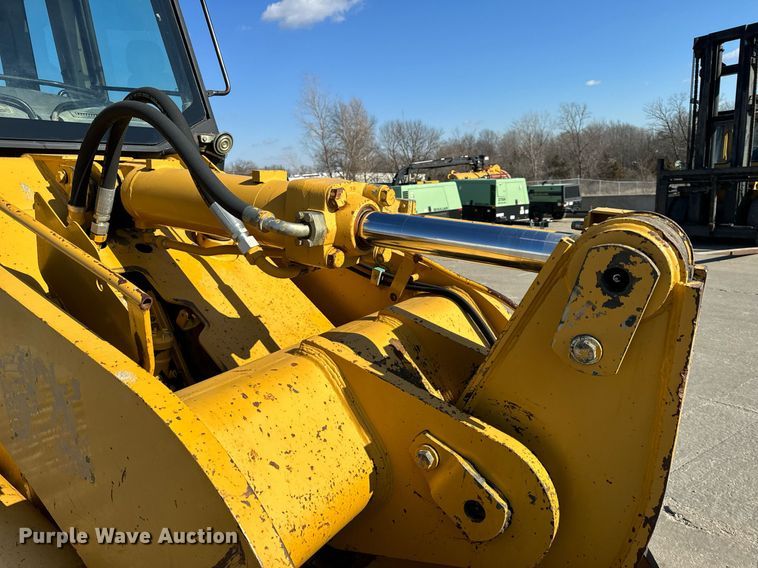 image for item NM9287 2005 Caterpillar 953C track loader