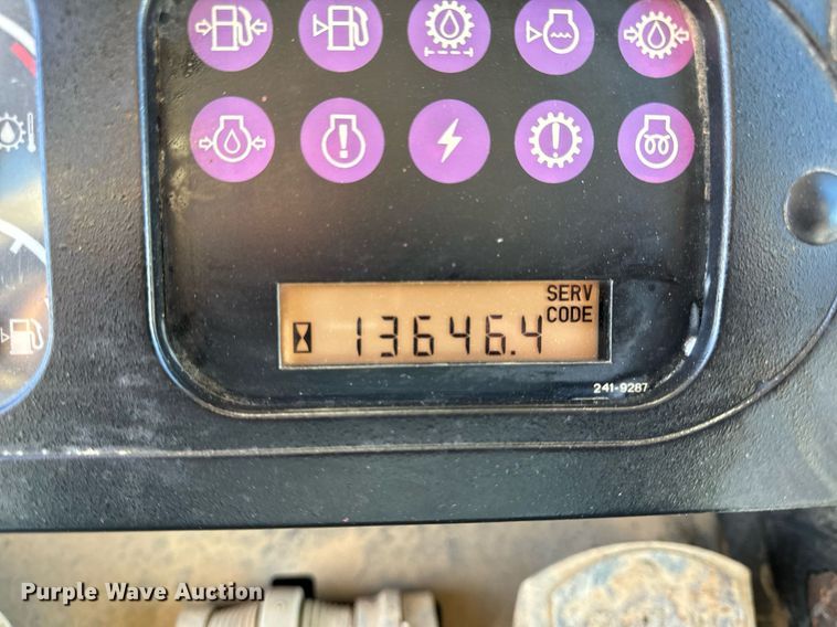 image for item NM9287 2005 Caterpillar 953C track loader