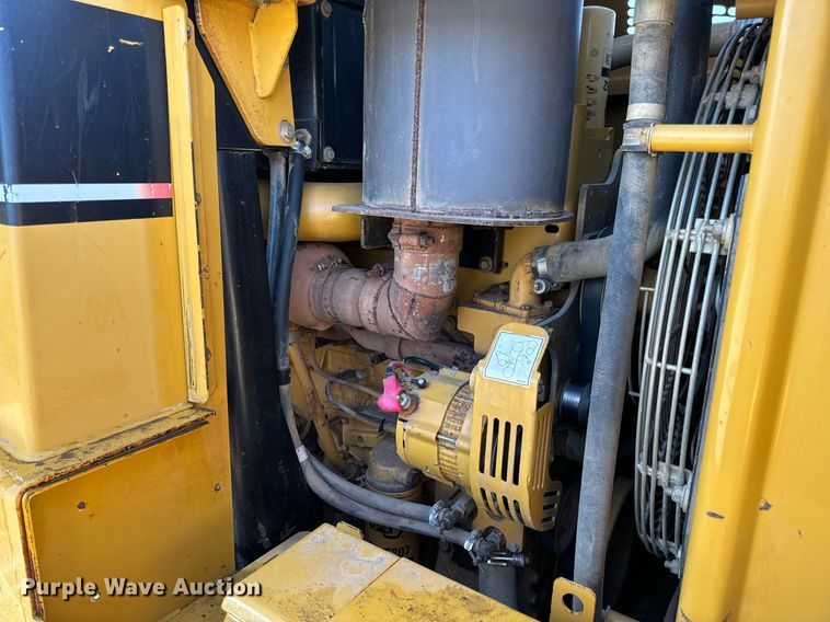 image for item NM9287 2005 Caterpillar 953C track loader