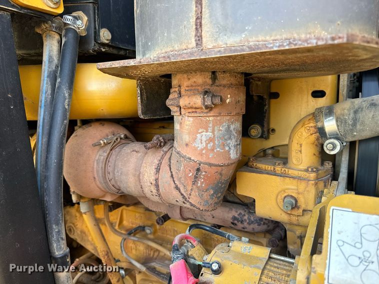 image for item NM9287 2005 Caterpillar 953C track loader