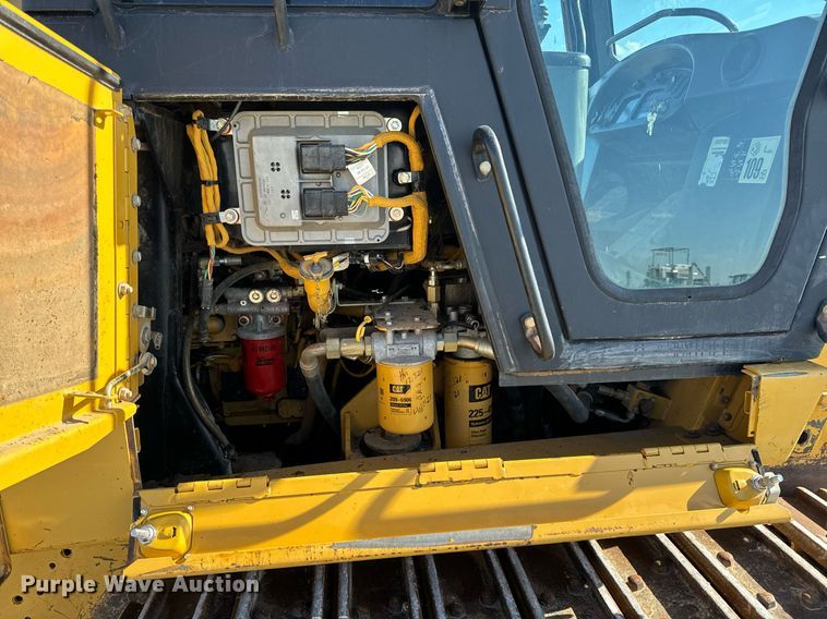 image for item NM9287 2005 Caterpillar 953C track loader