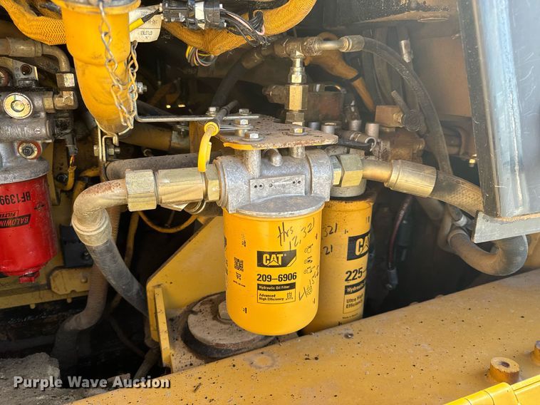 image for item NM9287 2005 Caterpillar 953C track loader