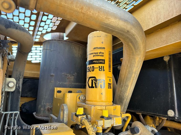 image for item NM9287 2005 Caterpillar 953C track loader