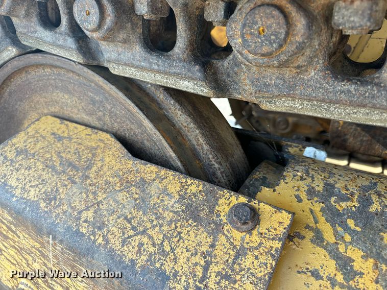 image for item NM9287 2005 Caterpillar 953C track loader