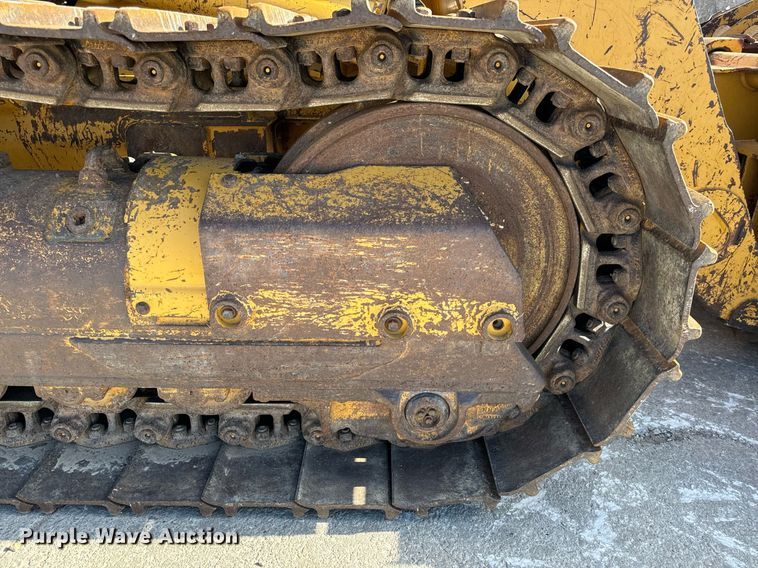 image for item NM9287 2005 Caterpillar 953C track loader