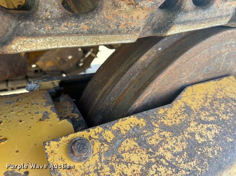 image for item NM9287 2005 Caterpillar 953C track loader