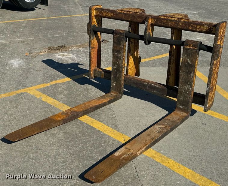 image for item NM9287 2005 Caterpillar 953C track loader