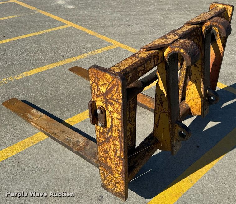 image for item NM9287 2005 Caterpillar 953C track loader