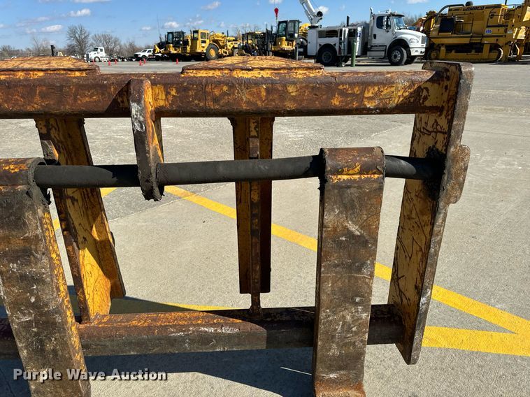 image for item NM9287 2005 Caterpillar 953C track loader