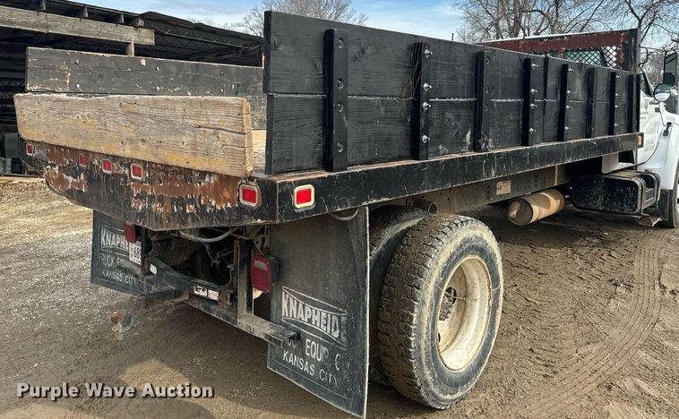 image for item NN9484 2000 Ford  F650 dump flatbed truck