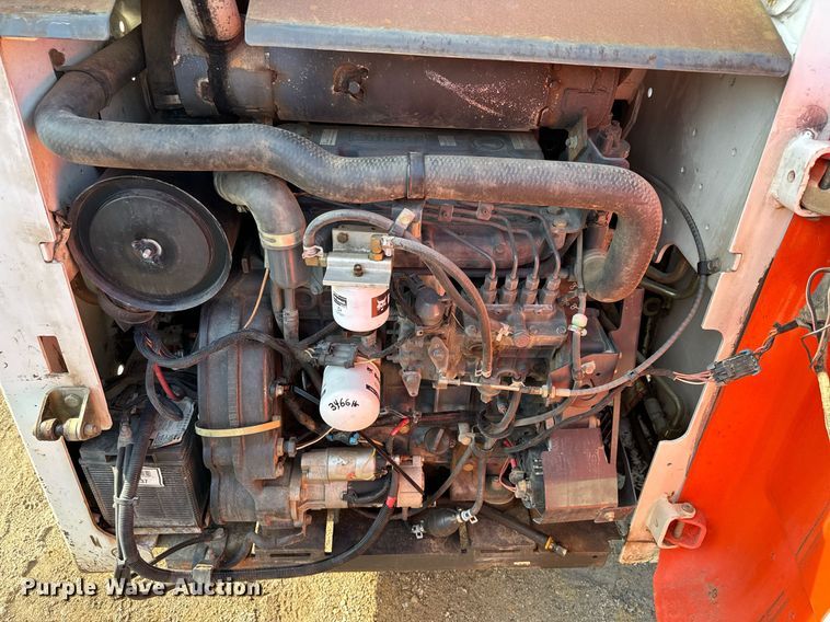 image for item NN9487 2005 Bobcat S250 skid steer loader