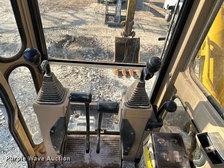 image for item NN9489 1994 Caterpillar  307SSR mini excavator